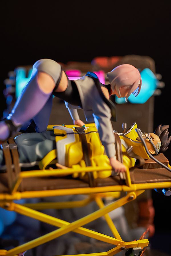 CYBERPUNK EDGERUNNERS LUCY AND DAVID RUNAWAY DIORAMA