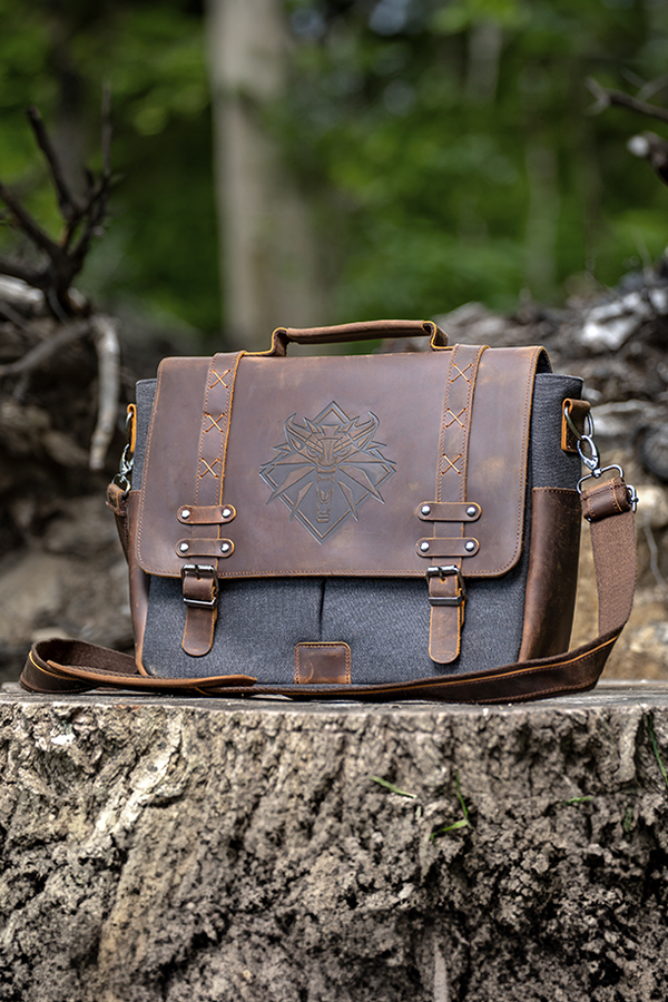 THE WITCHER WHITE WOLF MESSENGER BAG