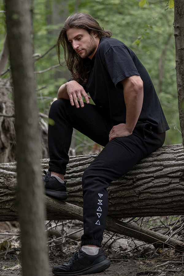 THE WITCHER ICONIC JOGGER