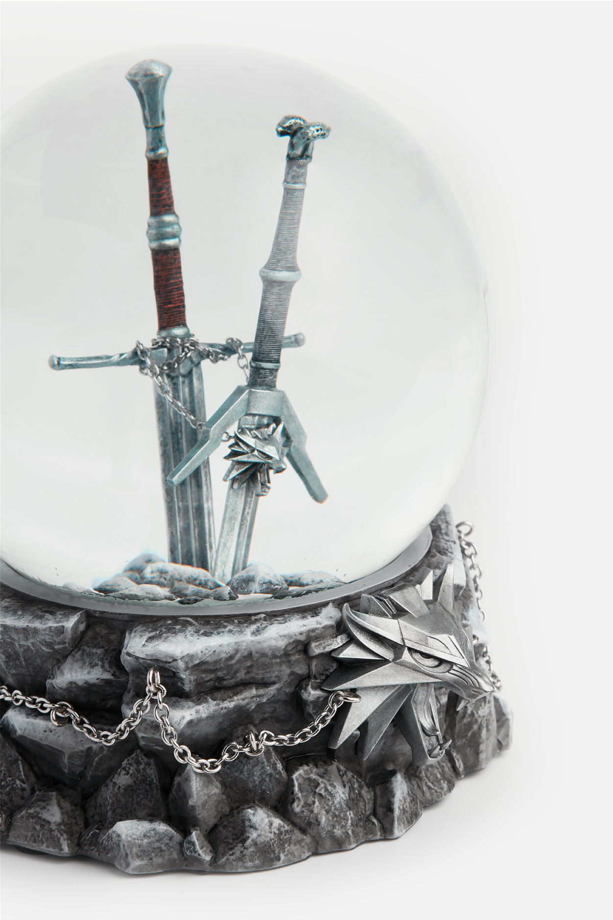 THE WITCHER TOOLS OF THE TRADE SNOW GLOBE