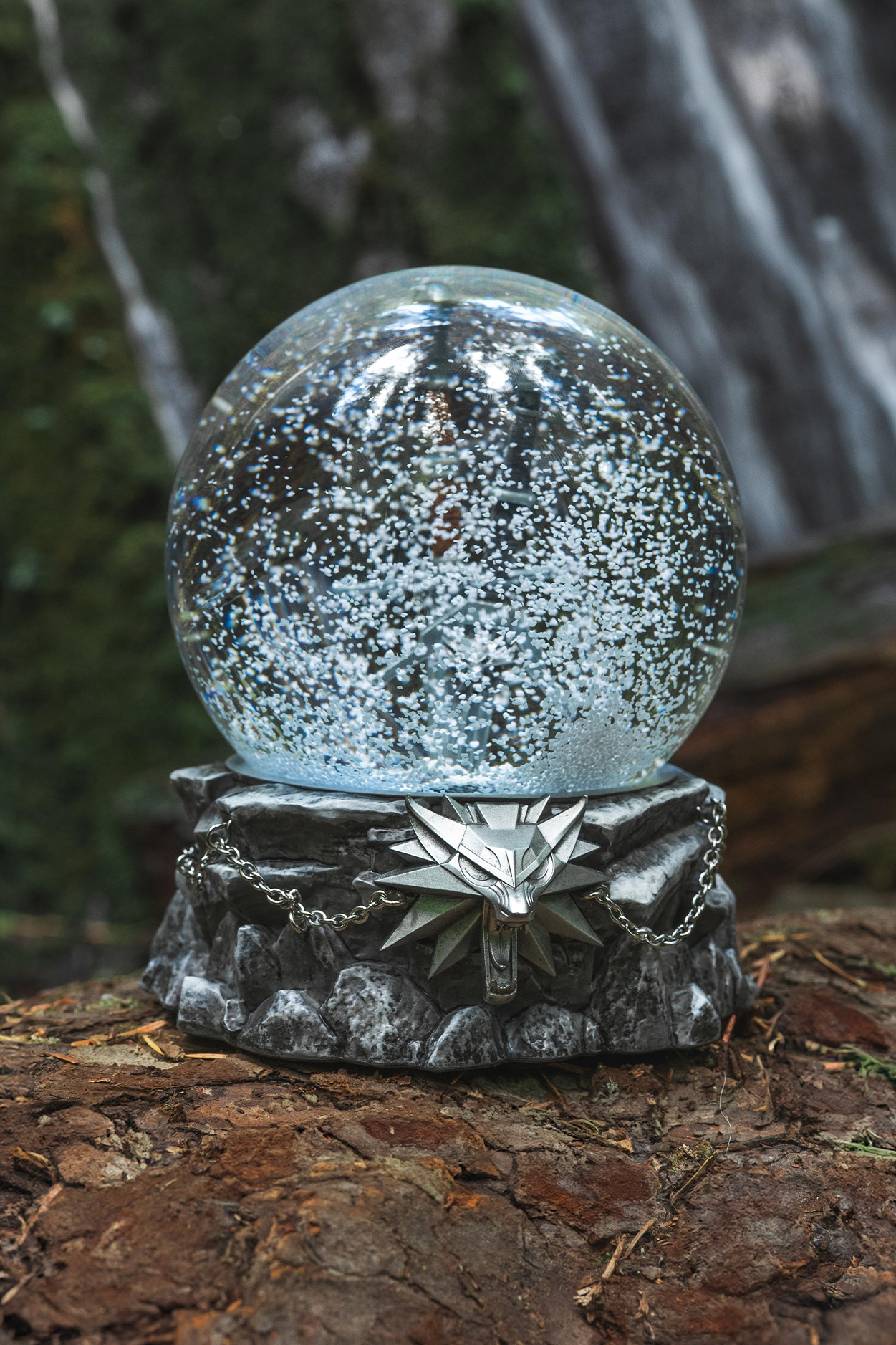 THE WITCHER TOOLS OF THE TRADE SNOW GLOBE