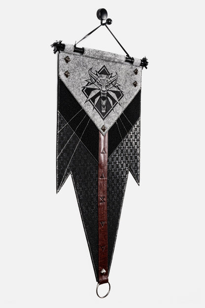 THE WITCHER PIN AND PATCH BANNER