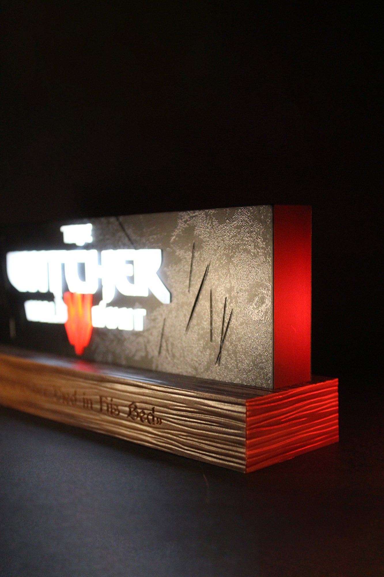 THE WITCHER 3: WILD HUNT LOGO LAMP