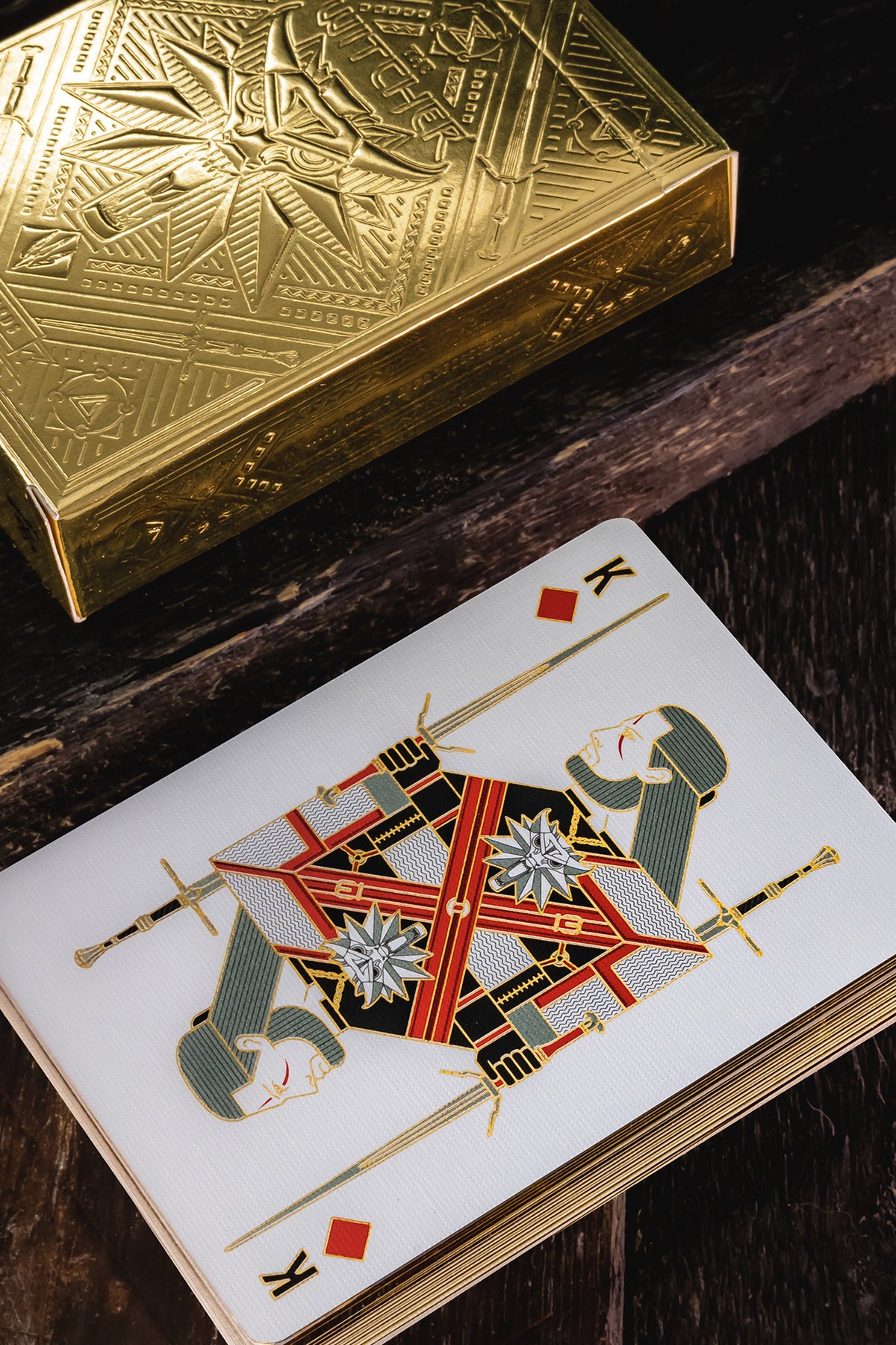 THE WITCHER PLAYING CARDS: GOTY EDITION