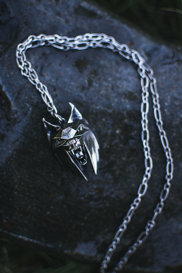 THE WITCHER LYNX MEDALLION