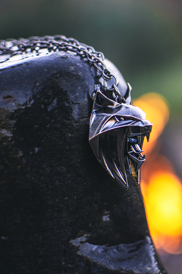 THE WITCHER LYNX MEDALLION