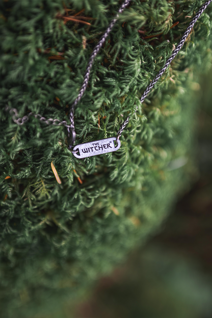 THE WITCHER SIGNS PENDANT SET AND KEEPSAKE BOX