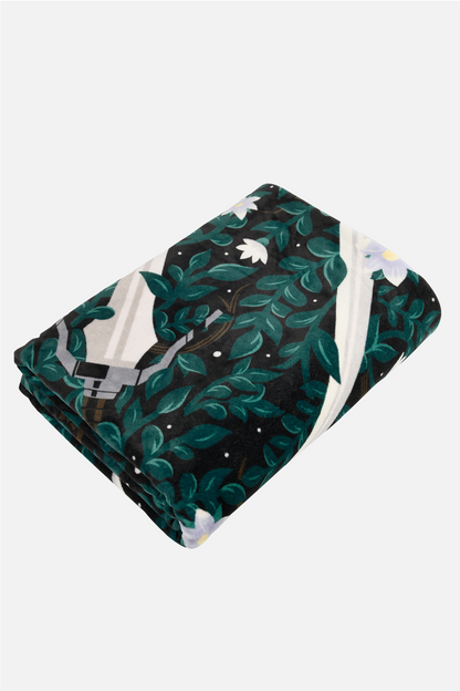 THE WITCHER GERALT'S SWORDS BLANKET