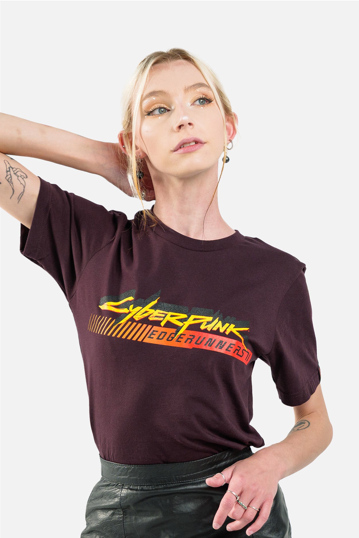 CYBERPUNK: EDGERUNNERS 2 LOGO TEE