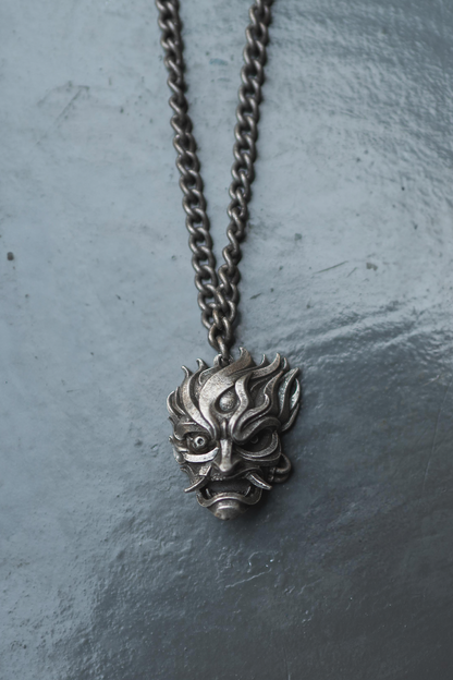 CYBERPUNK 2077 SAMURAI MEDALLION NECKLACE