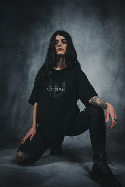 THE WITCHER 4 LOGO TEE