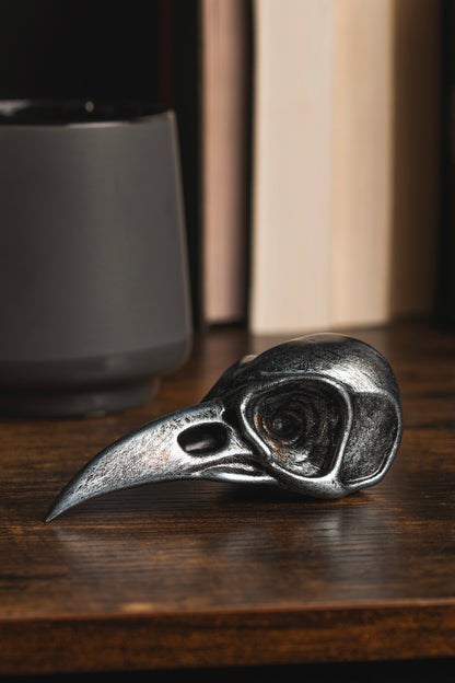 THE WITCHER YENNEFER’S CRYSTAL RAVEN SKULL