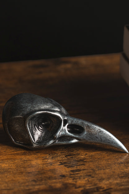 THE WITCHER YENNEFER’S CRYSTAL RAVEN SKULL